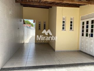 Casa Para Vender com 3 quartos sendo 1 suítes no bairro Parque Getúlio Vargas em Feira De Santana