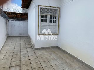 Casa Para Vender com 3 quartos sendo 1 suítes no bairro Parque Getúlio Vargas em Feira De Santana