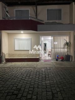 Casa de Condomínio Para Vender com 3 quartos no bairro Lagoa Salgada em Feira De Santana