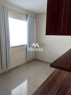 Casa de Condomínio Para Vender com 3 quartos sendo 3 suítes no bairro Pedra do Descanso em Feira De Santana