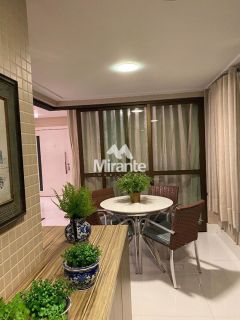 Apartamento Para Vender com 3 quartos sendo 3 suítes no bairro Santa Mônica em Feira De Santana