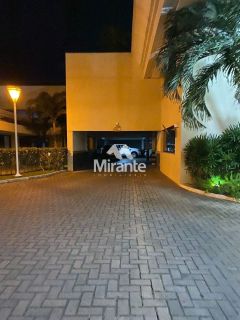 Apartamento Para Vender com 3 quartos sendo 3 suítes no bairro Santa Mônica em Feira De Santana