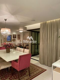 Apartamento Para Vender com 3 quartos sendo 3 suítes no bairro Santa Mônica em Feira De Santana