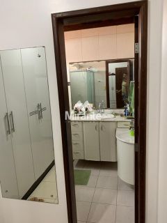 Casa Para Vender com 4 quartos sendo 3 suítes no bairro Queimadinha em Feira De Santana