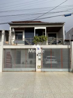 Casa Para Vender com 4 quartos sendo 3 suítes no bairro Queimadinha em Feira De Santana