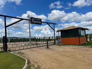 Lote / Terreno de Condomínio Para Vender no bairro São José em Feira De Santana