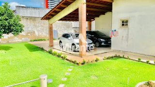 Casa Para Vender no bairro Ponto Central em Feira De Santana