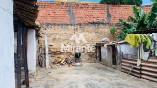 Casa Para Vender no bairro Queimadinha em Feira De Santana