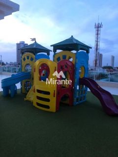 Apartamento Para Vender com 3 quartos sendo 1 suítes no bairro Santa Mônica em Feira De Santana