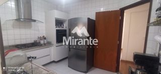 Casa de Condomínio Para Vender com 3 quartos sendo 1 suítes no bairro Capuchinhos em Feira De Santana