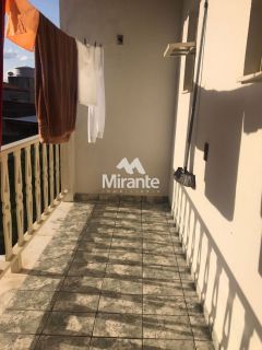 Casa Para Vender com 3 quartos no bairro Santa Mônica em Feira De Santana