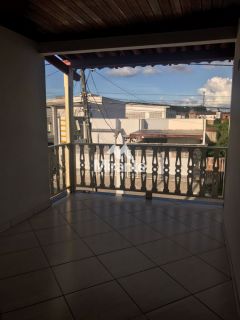 Casa Para Vender com 3 quartos no bairro Santa Mônica em Feira De Santana