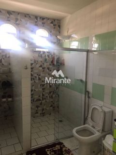 Casa Para Vender com 3 quartos no bairro Santa Mônica em Feira De Santana