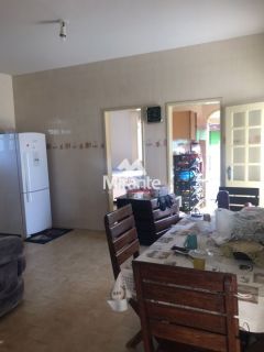 Casa Para Vender com 3 quartos no bairro Santa Mônica em Feira De Santana