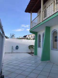 Casa Para Vender com 3 quartos no bairro Santa Mônica em Feira De Santana