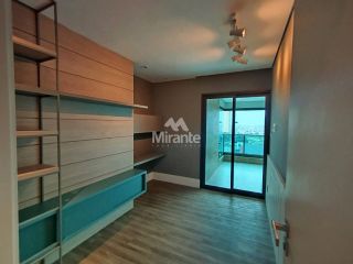 Apartamento Mobiliado Para Vender com 3 quartos sendo 3 suítes no bairro Santa Mônica em Feira De Santana