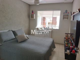 Casa Para Vender com 4 quartos sendo 3 suítes no bairro Cidade Nova em Feira De Santana