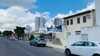 Casa Para Vender com 4 quartos sendo 2 suítes no bairro Ponto Central em Feira De Santana