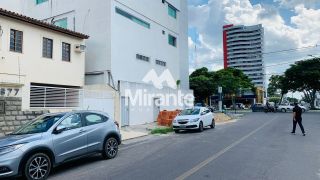 Casa Para Vender com 4 quartos sendo 2 suítes no bairro Ponto Central em Feira De Santana