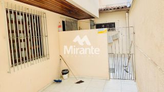 Casa Para Vender com 4 quartos sendo 2 suítes no bairro Ponto Central em Feira De Santana