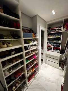 Casa Para Vender com 4 quartos sendo 4 suítes no bairro Pedra do Descanso em Feira De Santana