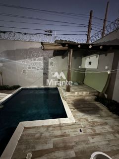 Casa Para Vender com 4 quartos sendo 4 suítes no bairro Pedra do Descanso em Feira De Santana