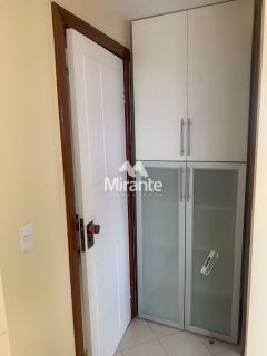 Apartamento Para Alugar com 3 quartos sendo 3 suítes no bairro Kalilândia em Feira De Santana