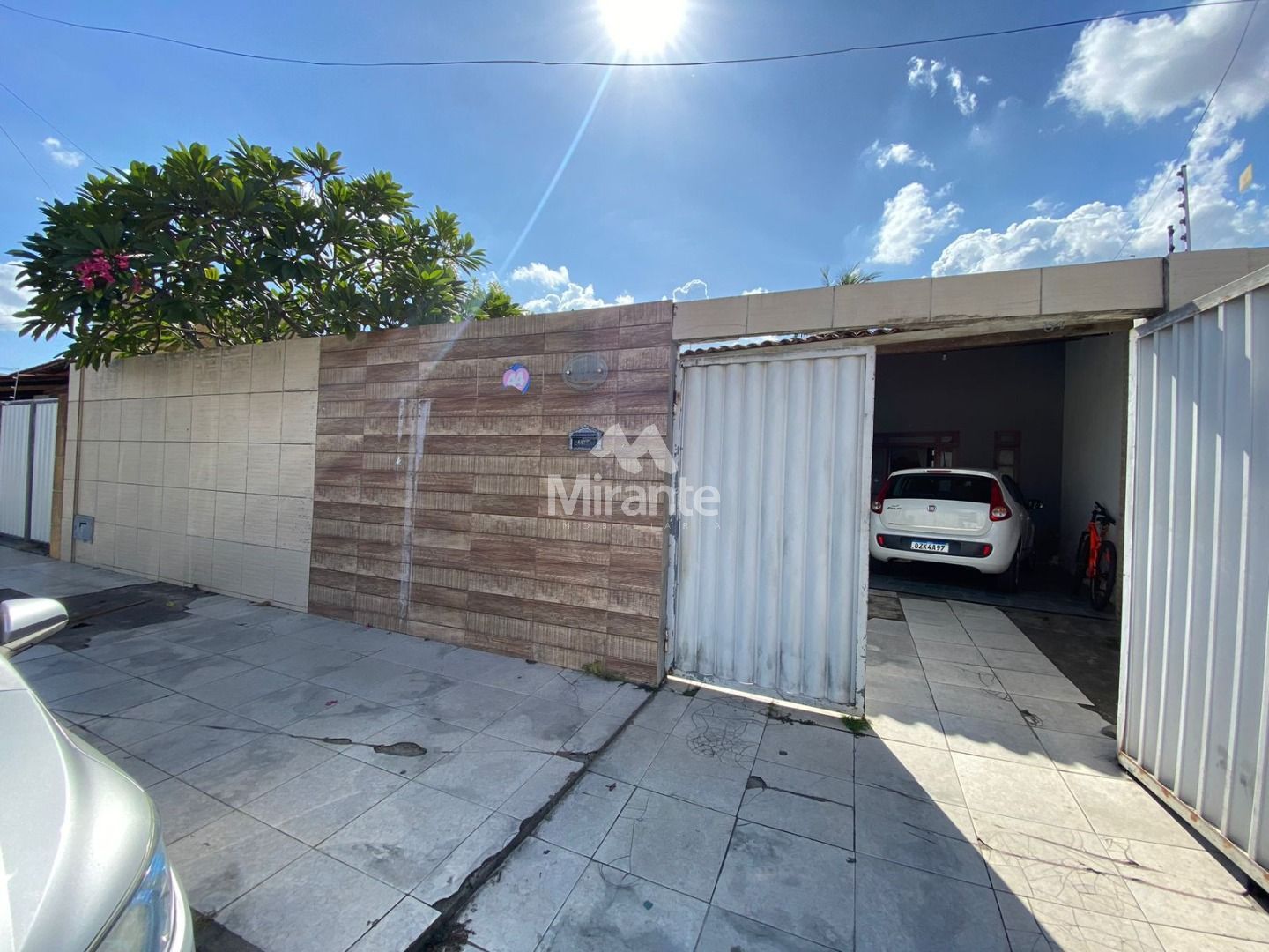 Casa Para Vender com 3 quartos sendo 1 suítes no bairro Jardim Cruzeiro em Feira De Santana