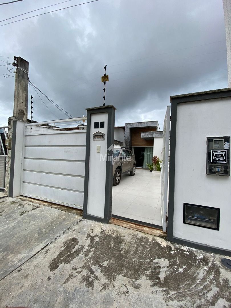 Casa Para Vender com 3 quartos sendo 1 suítes no bairro Santo Antônio dos Prazeres em Feira De Santana
