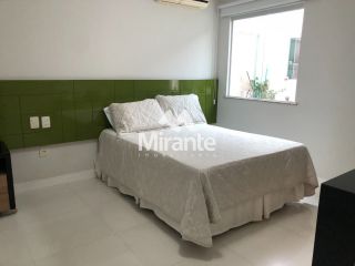 Casa de Condomínio Para Vender com 4 quartos sendo 4 suítes no bairro Sim em Feira De Santana