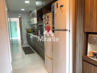 Casa de Condomínio Para Vender com 4 quartos sendo 4 suítes no bairro Sim em Feira De Santana