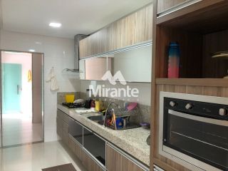 Casa de Condomínio Para Vender com 4 quartos sendo 4 suítes no bairro Sim em Feira De Santana