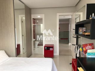 Casa de Condomínio Para Vender com 4 quartos sendo 4 suítes no bairro Sim em Feira De Santana