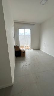 Casa de Condomínio Para Vender com 3 quartos no bairro Registro em Feira De Santana