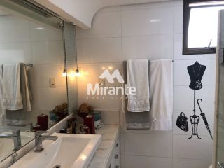 Apartamento Para Vender com 3 quartos sendo 3 suítes no bairro Santa Mônica em Feira De Santana