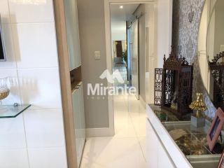 Apartamento Para Vender com 3 quartos sendo 3 suítes no bairro Santa Mônica em Feira De Santana