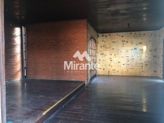 Casa Para Vender com 4 quartos no bairro Santa Mônica em Feira De Santana