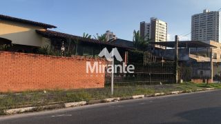 Casa Para Vender com 4 quartos no bairro Santa Mônica em Feira De Santana