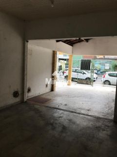 Casa Para Vender com 5 quartos no bairro Centro em Feira De Santana