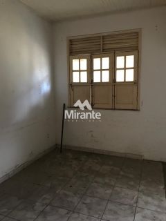 Casa Para Vender com 5 quartos no bairro Centro em Feira De Santana