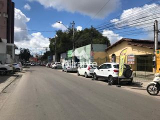 Casa Para Vender com 5 quartos no bairro Centro em Feira De Santana