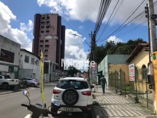 Casa Para Vender com 5 quartos no bairro Centro em Feira De Santana