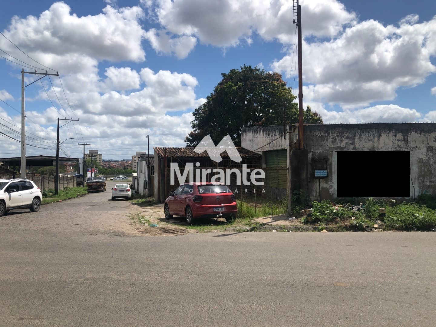 Lote / Terreno de Bairro Para Vender no bairro Pedra do Descanso em Feira De Santana