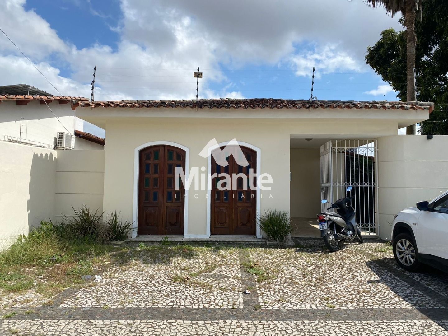 Casa Para Vender no bairro Coronel José Pinto em Feira De Santana