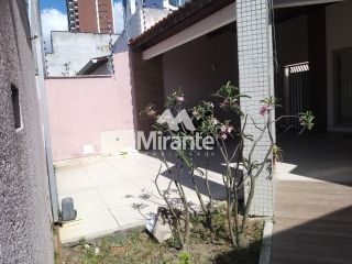 Casa Para Vender com 5 quartos sendo 5 suítes no bairro Capuchinhos em Feira De Santana
