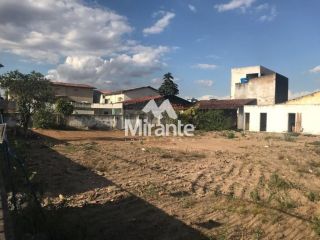 Lote / Terreno de Bairro Para Vender no bairro São João em Feira De Santana