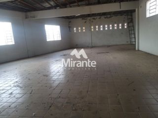 Sala Comercial Para Alugar no bairro Olhos D Água em Feira De Santana