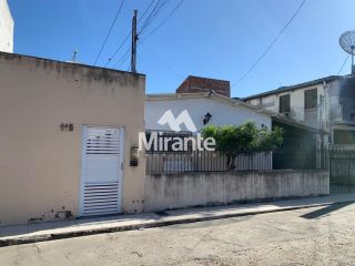 Casa Para Vender com 4 quartos sendo 1 suítes no bairro Brasília em Feira De Santana