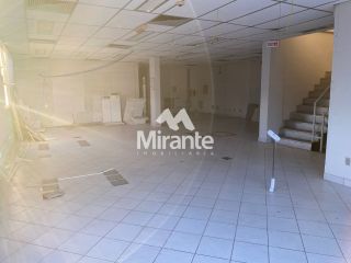 Prédio / Edifício Inteiro Comercial Para Alugar no bairro Centro em Feira De Santana