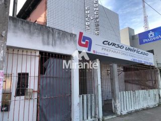 Casa Para Vender no bairro Centro em Feira De Santana